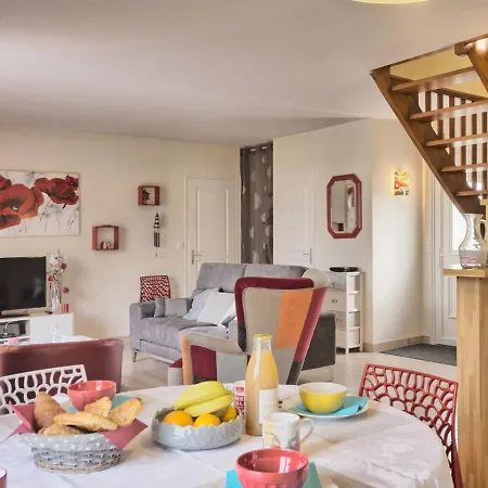 Feriehus Charme Des Govelins By Interhome *