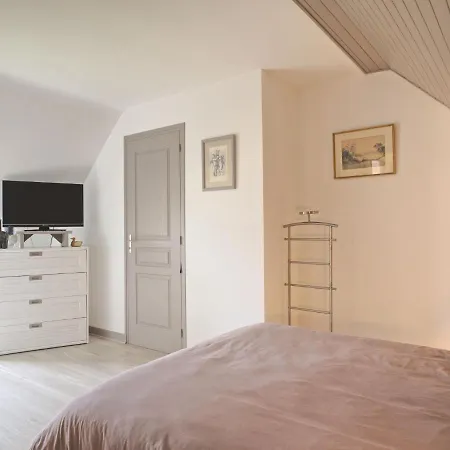Charme Des Govelins By Interhome Feriehus Saint-Gildas-de-Rhuys